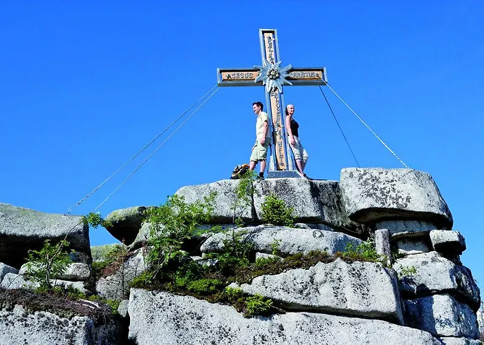 Grobauer * Schwarzenberg am Bohmerwald